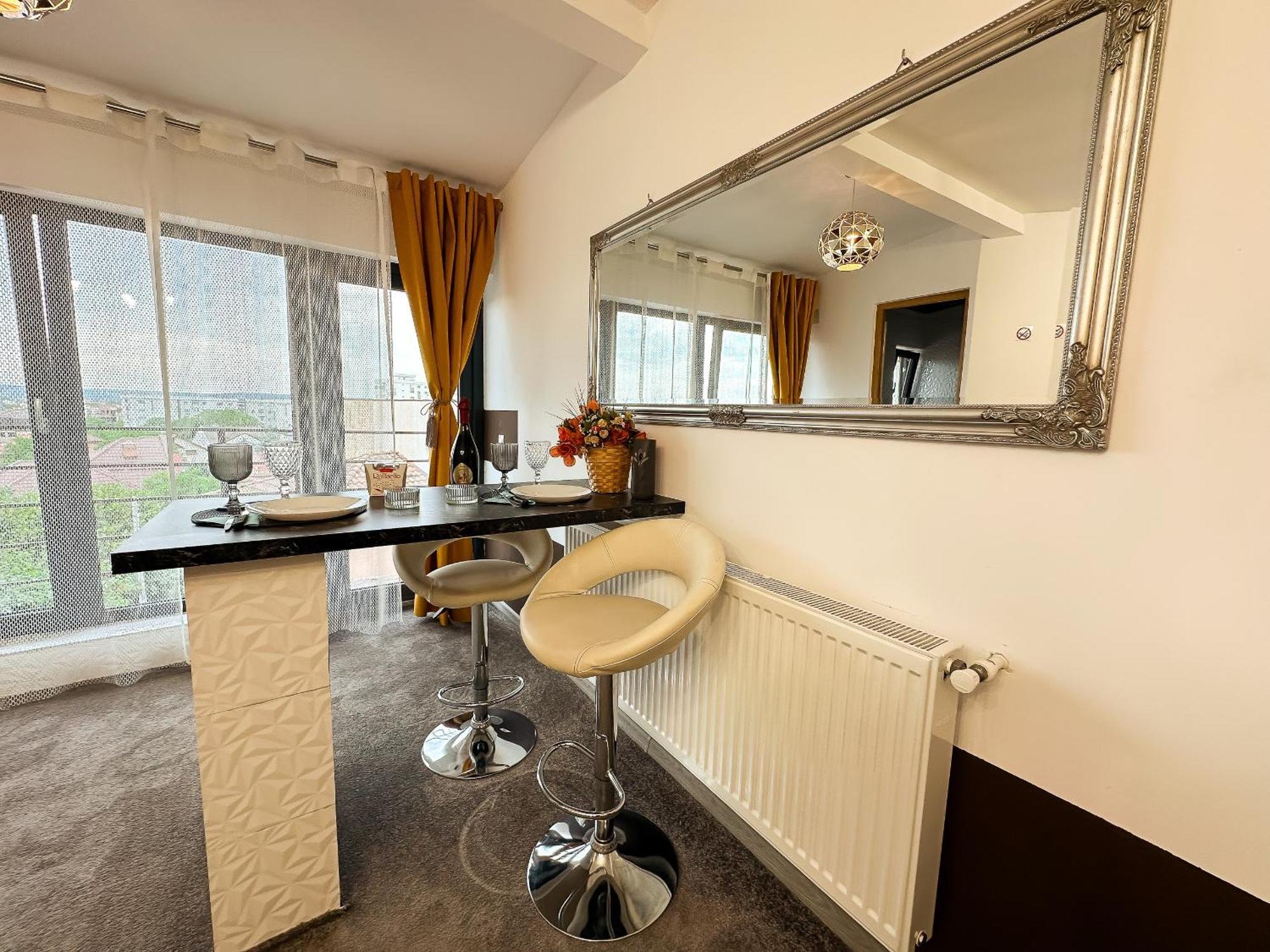 The Royal - Studio With Balcony & Panoramic View Craiova Exterior foto